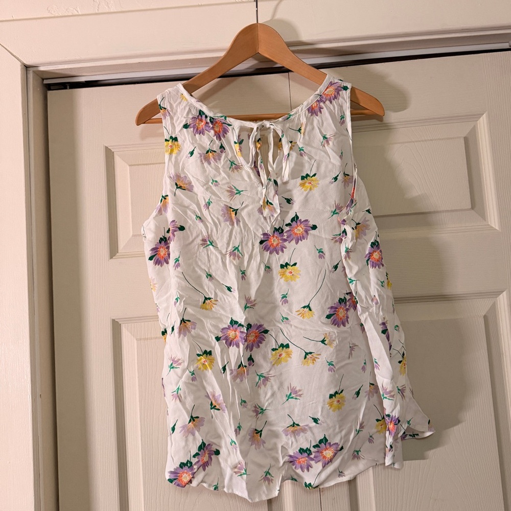 Anne Taylor Loft Floral Sleeveless Top
